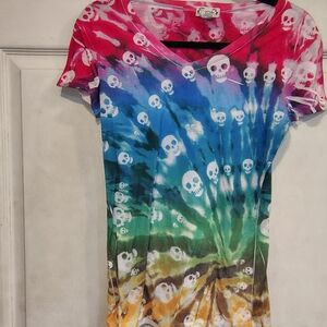 Next Era Women's Size L Tie-Dye Skull Shirt